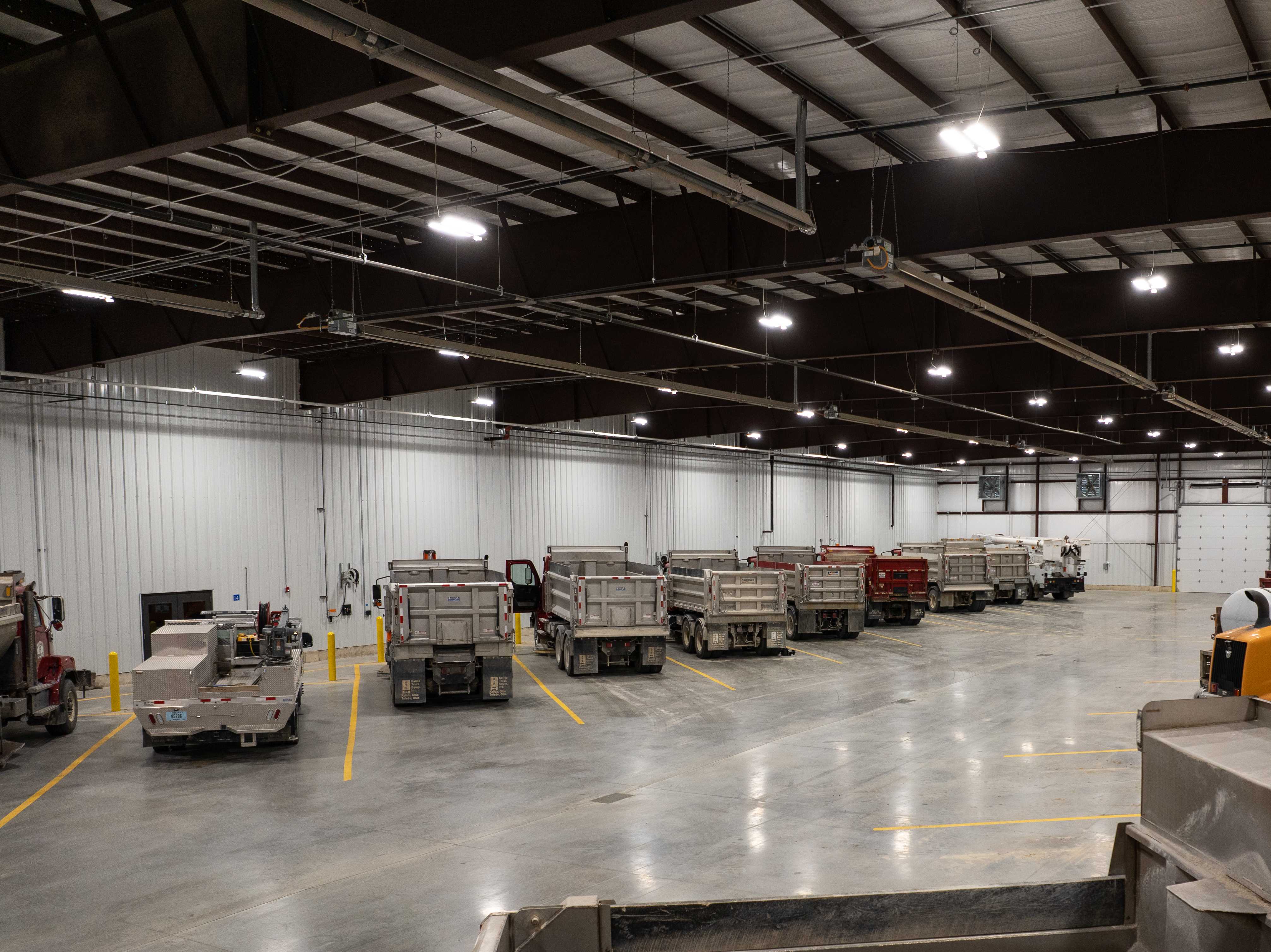 Truck fleet inside (1)