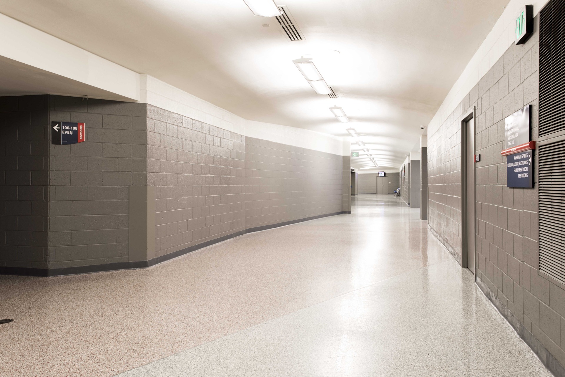 Inside construction hallway (1)